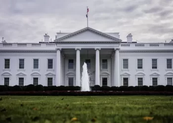 Casa Blanca decidirá quién cubrirá a Trump