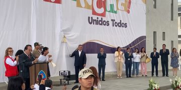 CEREMONIA DE INICIO DEL AÑO ESCOLAR, EN COLEGIO ARGENTINO
