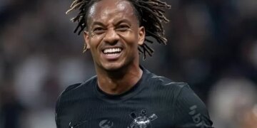 André Carrillo recuperado y listo para volver en Corinthians